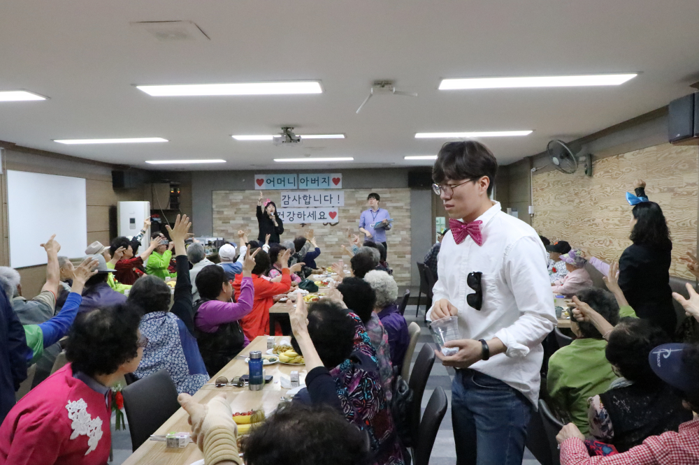 20190508 어버이날행사 사진 (52).JPG
