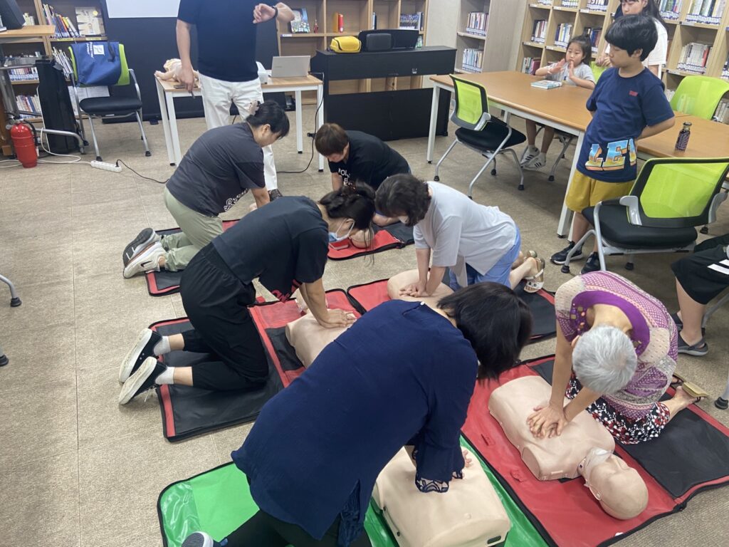 [불광동] 주민열린강좌 '즐거운 여름휴가를 위한 안전교육'이 진행되었습니다!
